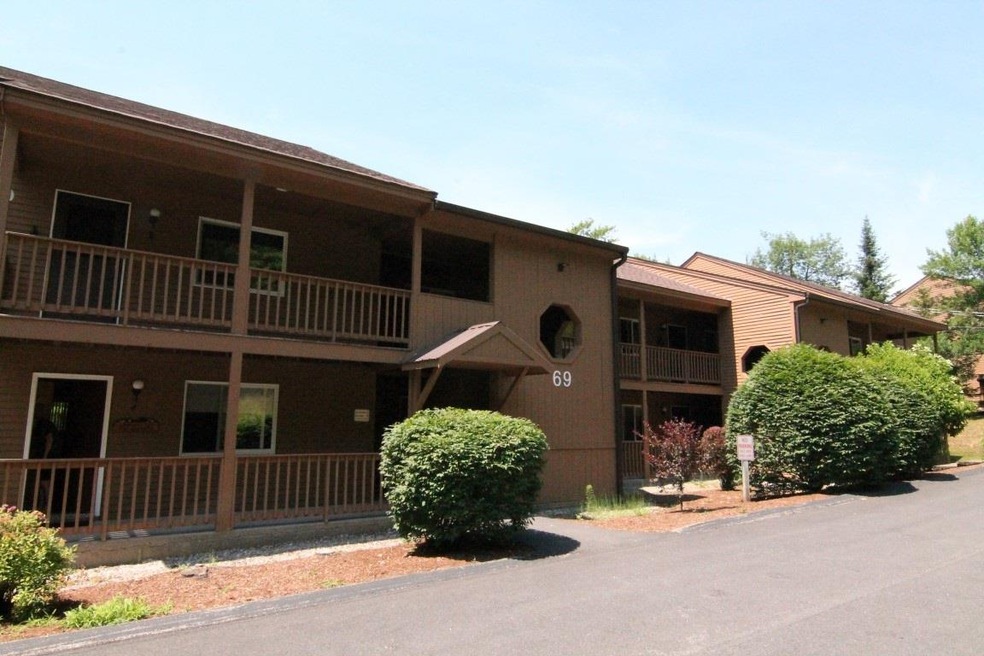 69 Manor Rd unit 2, Lincoln, NH 03251 - photo 1