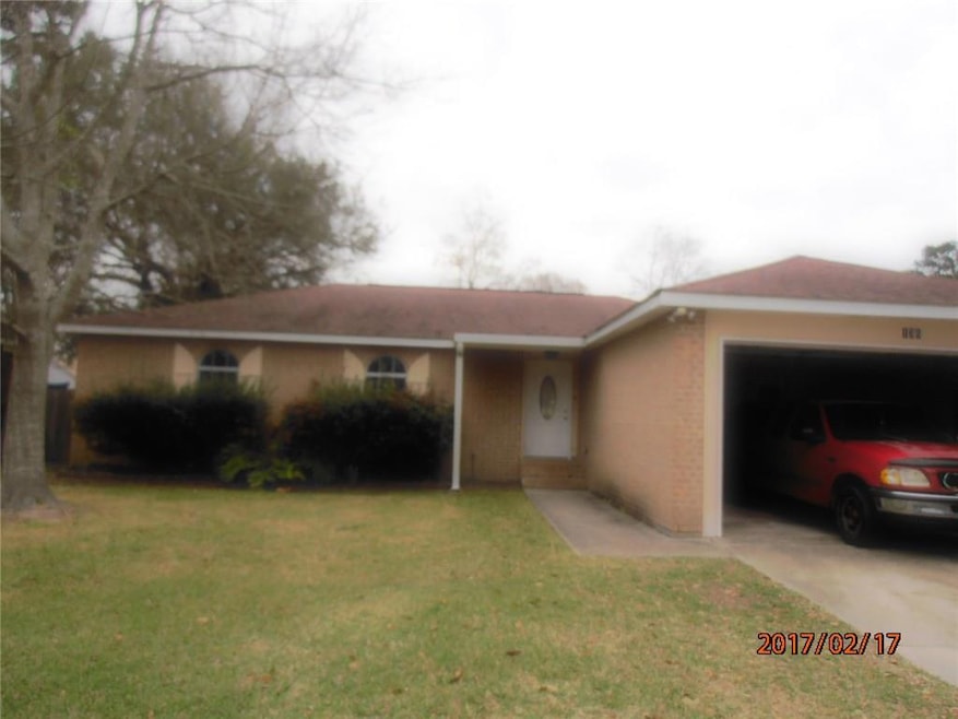 136 Greencrest Dr, Slidell, LA 70458 - photo 1