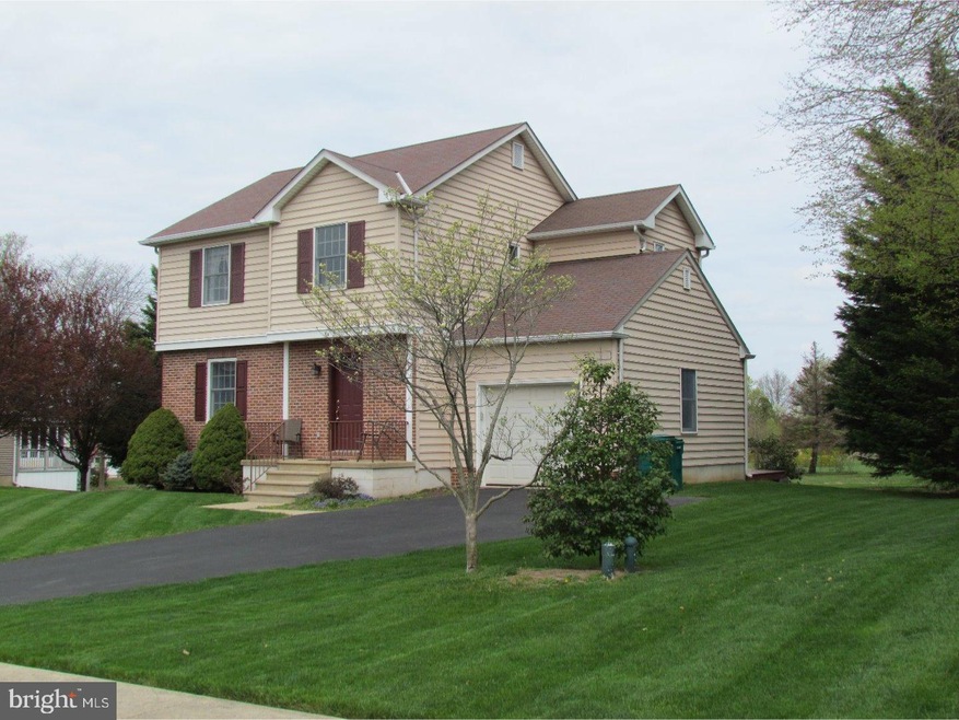 105 Cobblestone Rd, Dublin, PA 18917 - photo 1