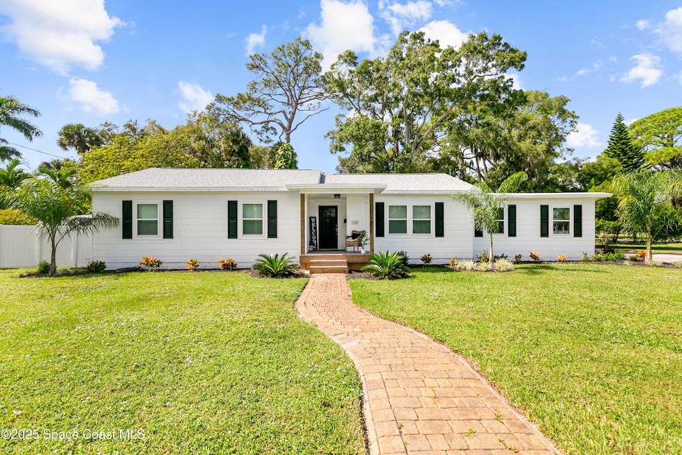 For Sale $449,900 • Co-Listing Agent