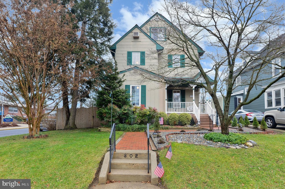 302 Lees Ave, Collingswood, NJ 08108 - photo 1