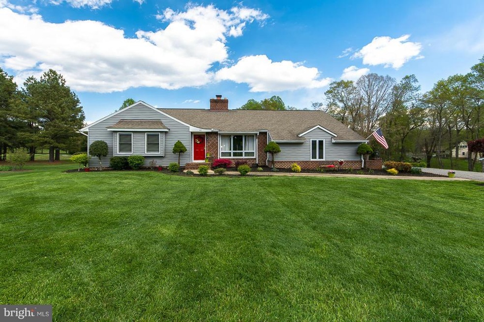 112 Woodger Cir, Louisa, VA 23093 - photo 1