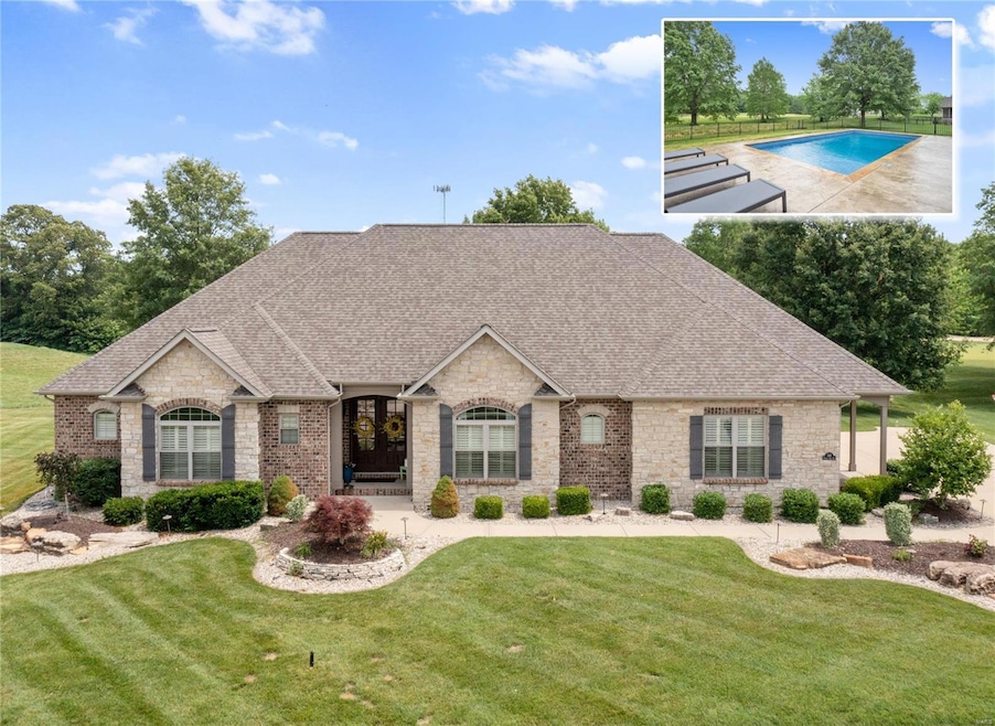 344 Forest Oaks Dr, Caseyville, IL 62232 - photo 1