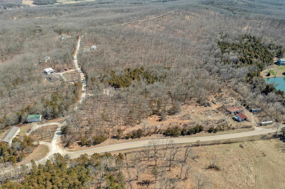 147 Bridle Trail Dr, Robertsville, MO 63072 - photo 1