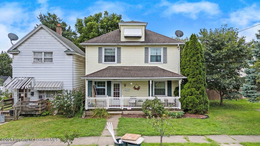 1411 Watson St, Scranton, PA 18504 - photo 1