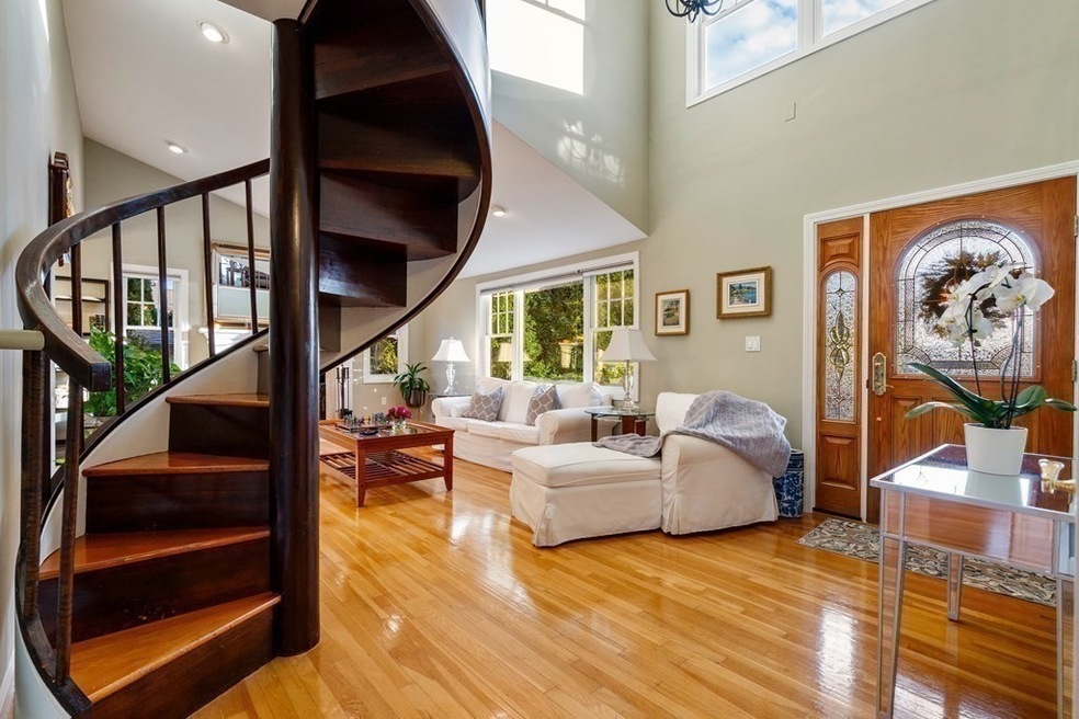 14 Kenneth Rd, Marblehead, MA 01945 - photo 1