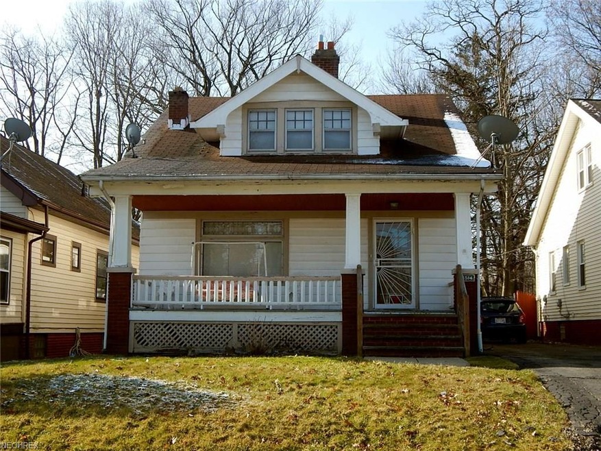 Well maintained large Cape Cod with lots of potent