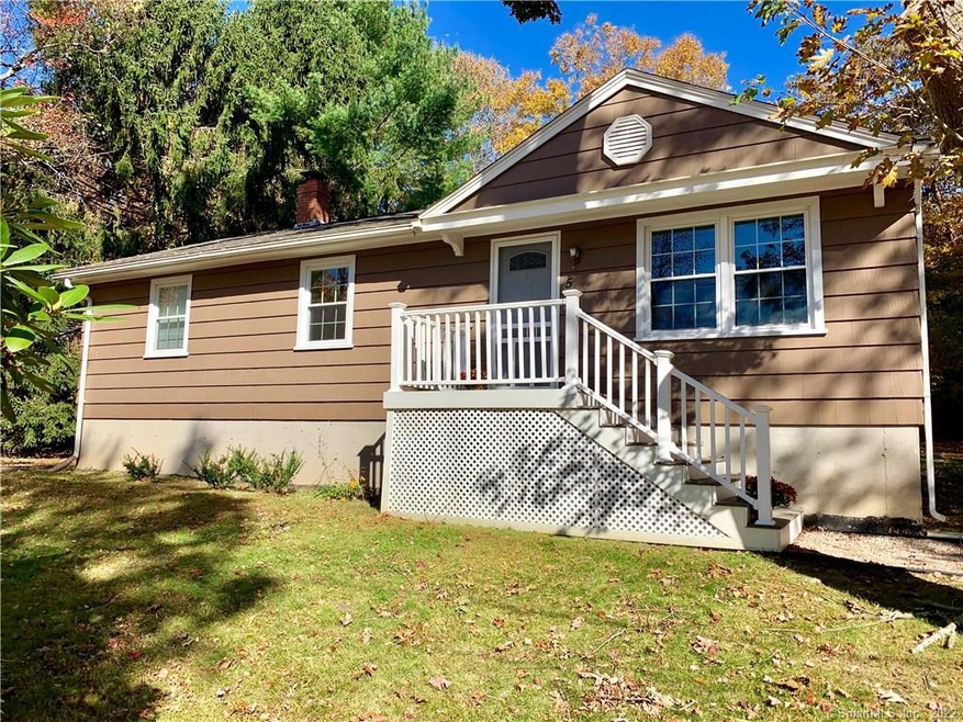 5 Vars Ave, Pawcatuck, CT 06379 - photo 1