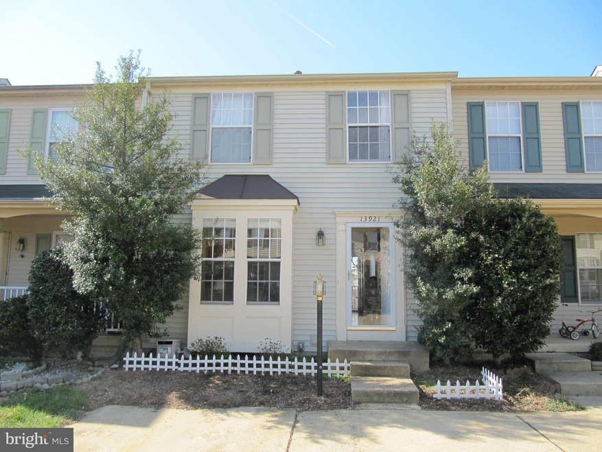 13921 Winding Ridge Ln, Centreville, VA 20121 - photo 1
