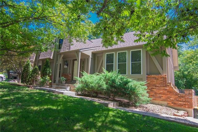 10019 Gillette St, Lenexa, KS 66215 - photo 1