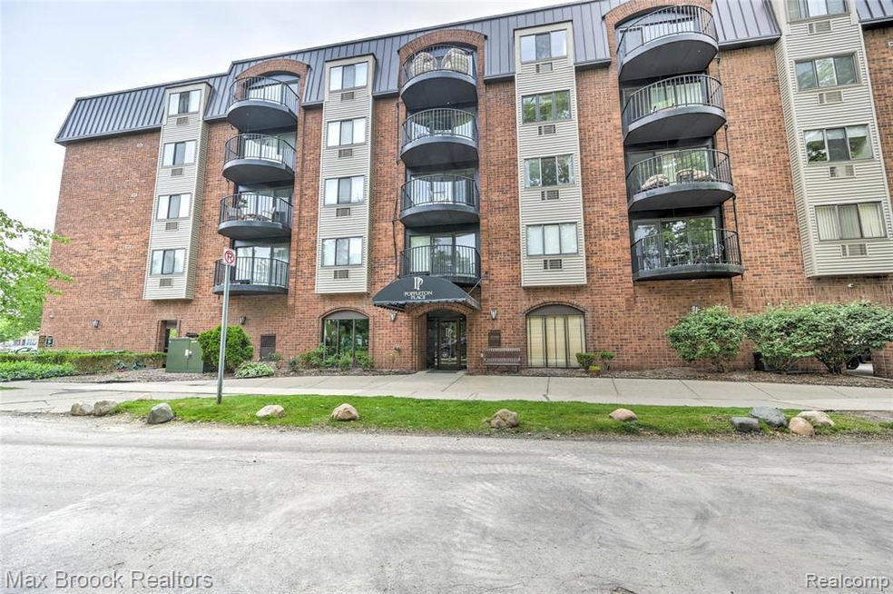 35300 Woodward Ave unit 503, Birmingham, MI 48009 - photo 1