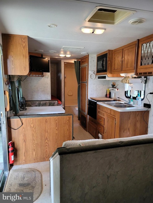 40-18 Soda Pop Ln, Falling Waters, WV 25419 - photo 1