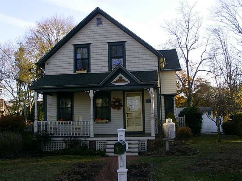 24 Mechanic St, Wakefield, RI 02879 - photo 1