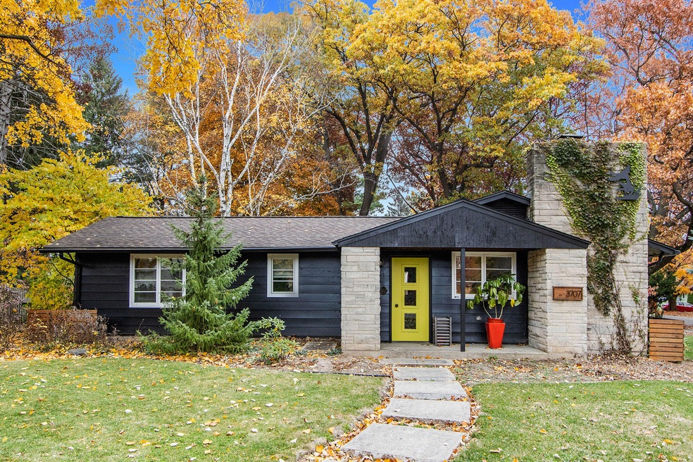 3707OldColony_37