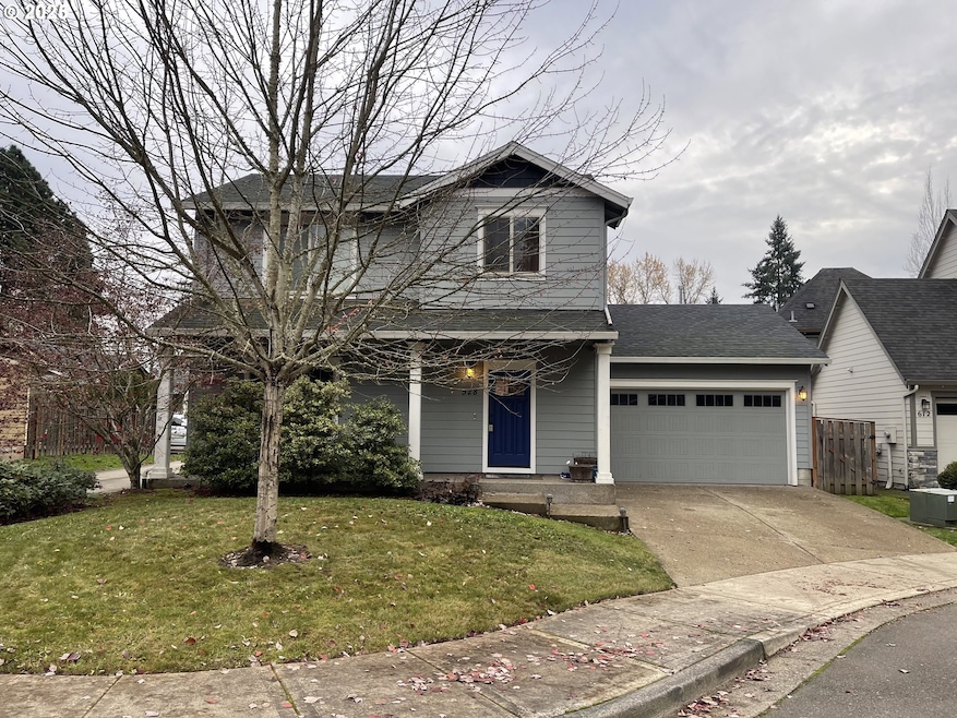 528 W Sherman St, Newberg, OR 97132 - photo 1