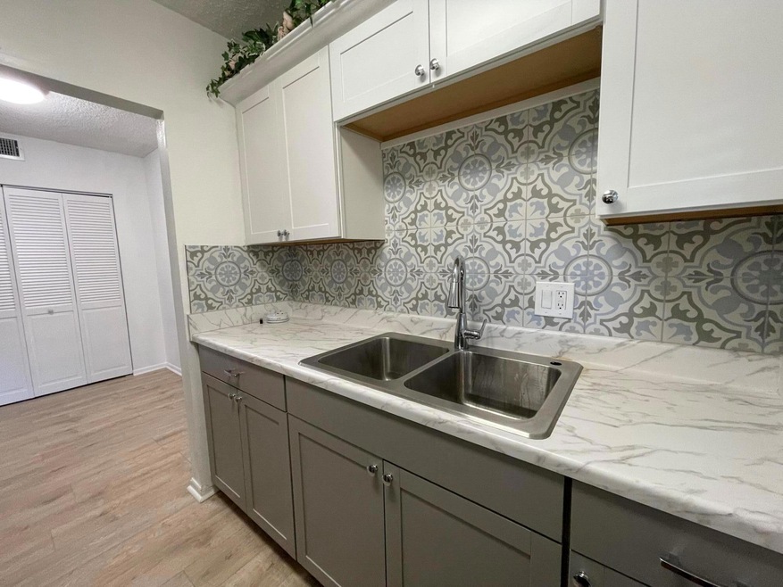 306 E Ocean Ave unit 103, Boynton Beach, FL 33435 - photo 1