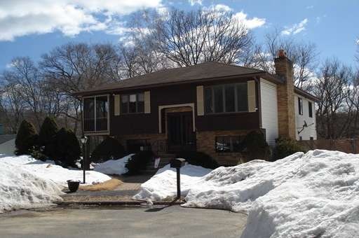 20 Pemberly Dr, Saugus, MA 01906 - photo 1