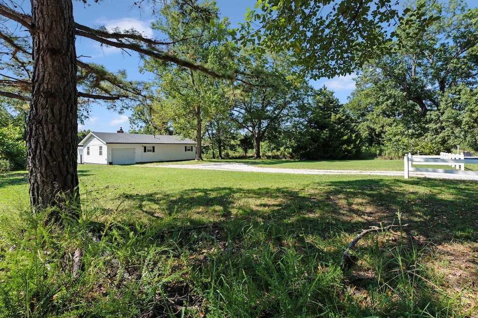 29901 S 595 Rd, Grove, OK 74344 - photo 1