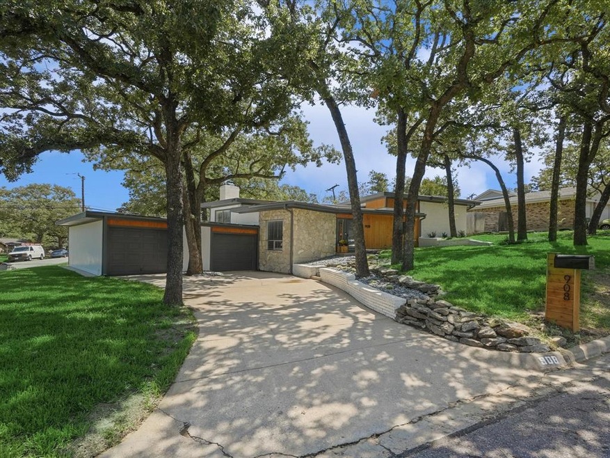 908 Wade Dr, Bedford, TX 76022 - photo 1