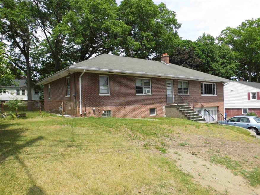 13 Pilgrim Rd, Lawrence, MA 01843 - photo 1