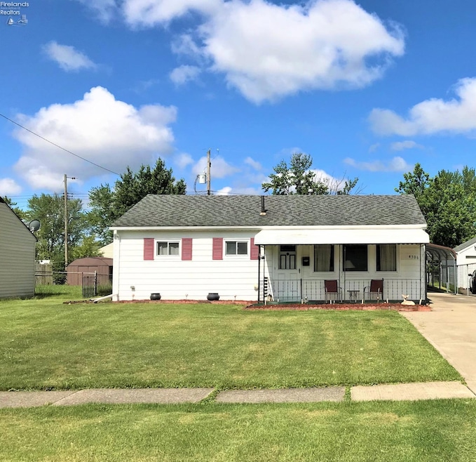 4306 Tacoma Ave, Lorain, OH 44055 - photo 1