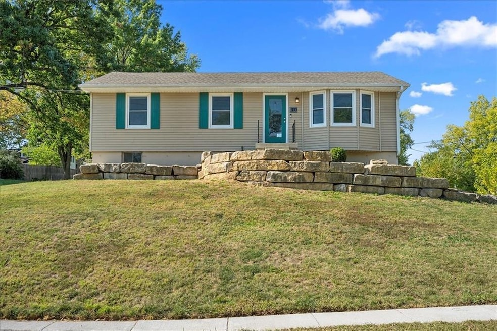 5100 England St, Shawnee, KS 66203 - photo 1