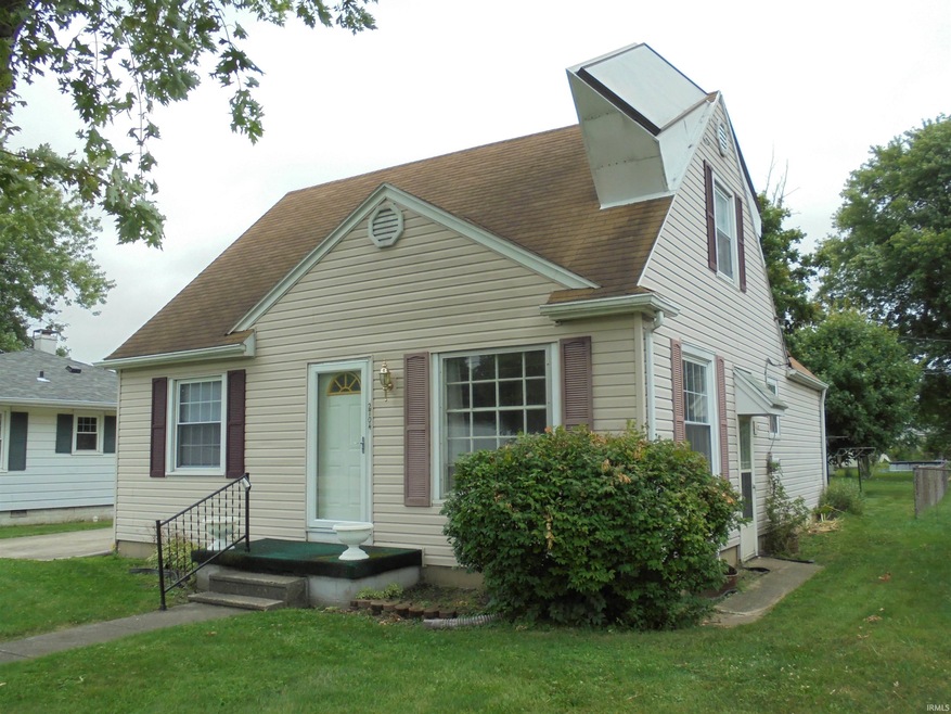 2704 S Macedonia Ave, Muncie, IN 47302 - photo 1