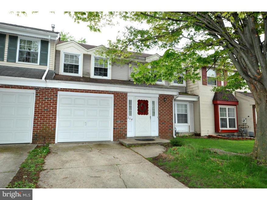 204 Burnamwood Dr, Mount Laurel, NJ 08054 - photo 1