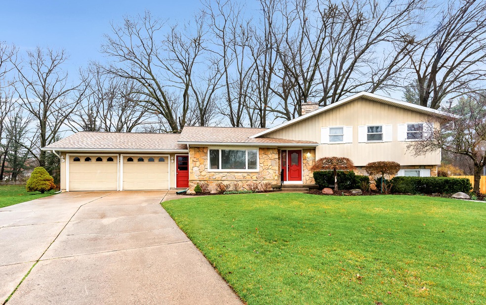 1_Front Exterior-2