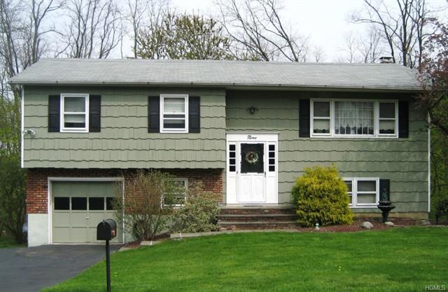 9 Valley Dr, Thiells, NY 10984 - photo 1