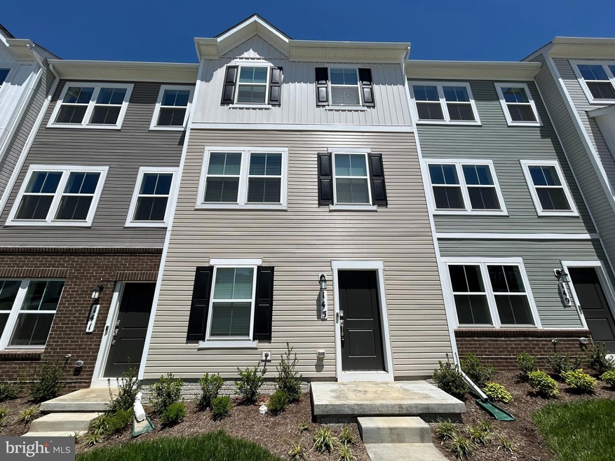 145 Swan Field Ave, Ranson, WV - photo 1