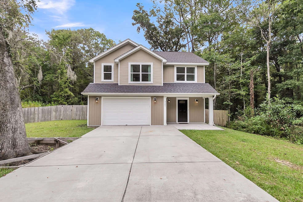 For Sale $554,000 • Co-Listing Agent