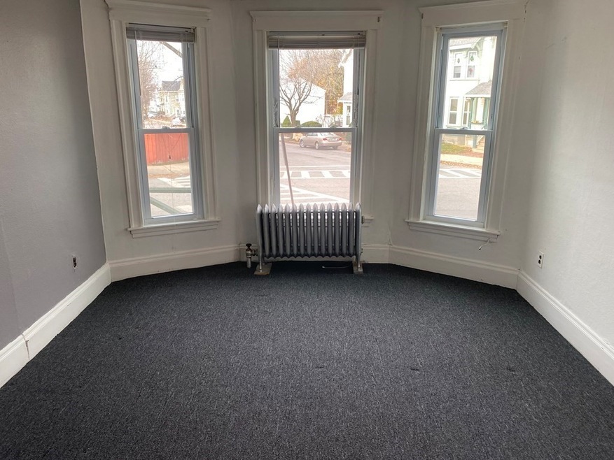 75 Webster St unit 6, Haverhill, MA 01830 - photo 1