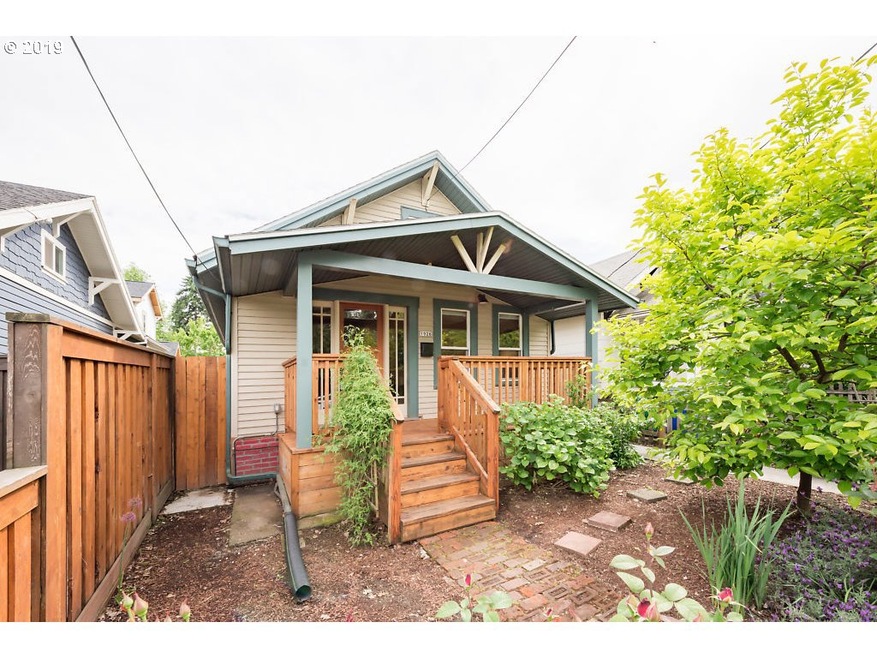 1026 N Winchell St, Portland, OR 97217 - photo 1