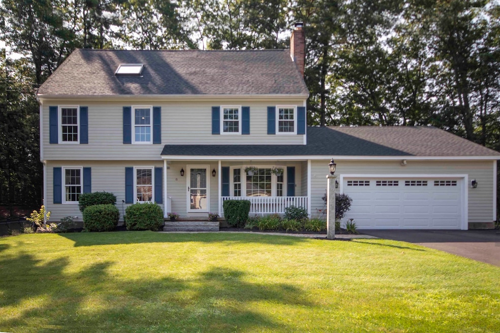 8 Cathedral Cir, Nashua, NH 03063 - photo 1