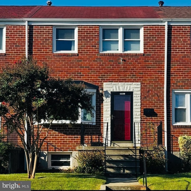 1129 Circle Dr, Halethorpe, MD 21227 - photo 1