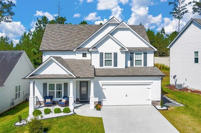 Stunning home built in 2019!