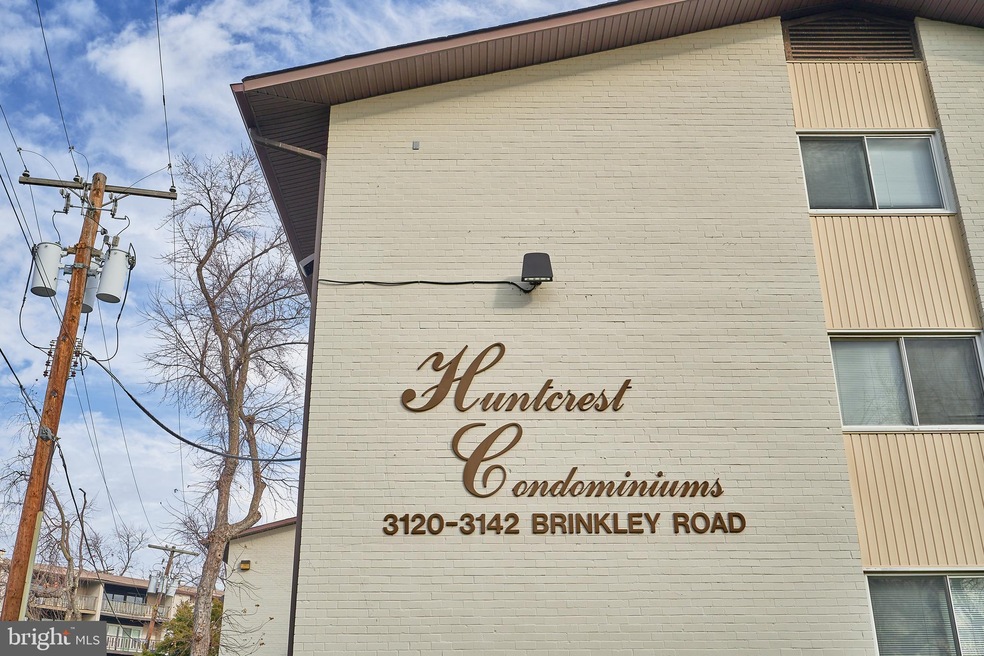 3136 Brinkley Rd unit T2, Temple Hills, MD 20748 - photo 1