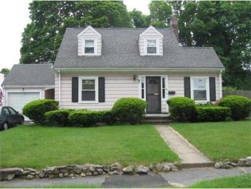 85 Weyham Rd, North Weymouth, MA 02191 - photo 1