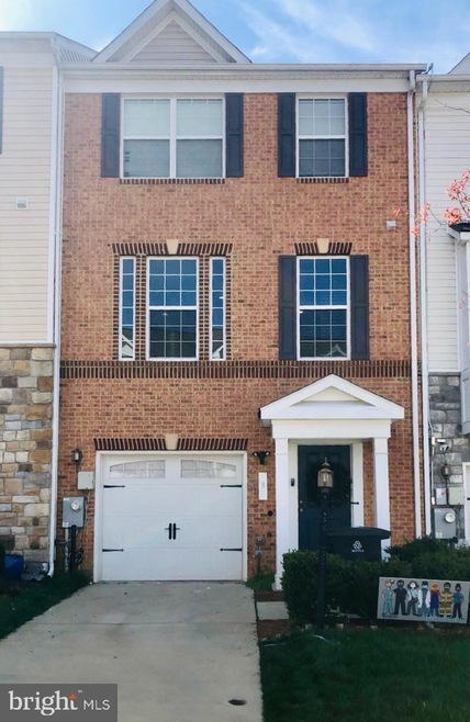 8 Thomasson Ct, Capitol Heights, MD 20743 - photo 1