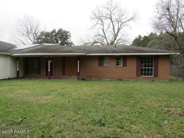 565 Kyries Hebert St, Eunice, LA 70535 - photo 1