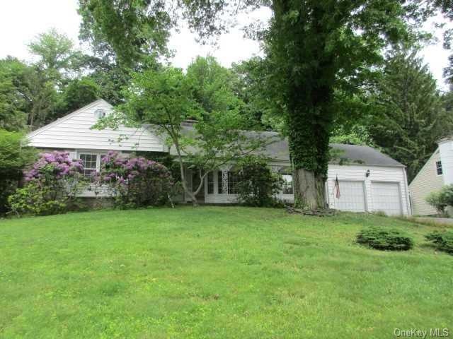 47 Pasture Ln, Poughkeepsie, NY 12603 - photo 1