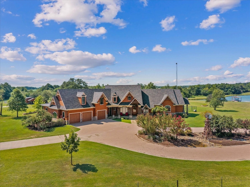 For Sale $2,499,000 • Co-Listing Agent