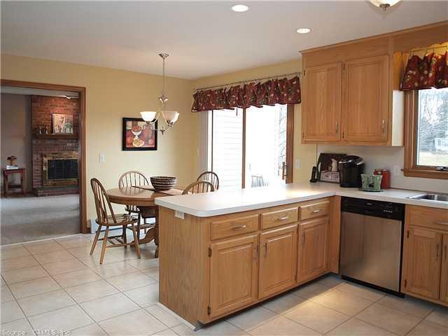 148 Barrington Way, Glastonbury, CT 06033 - photo 1