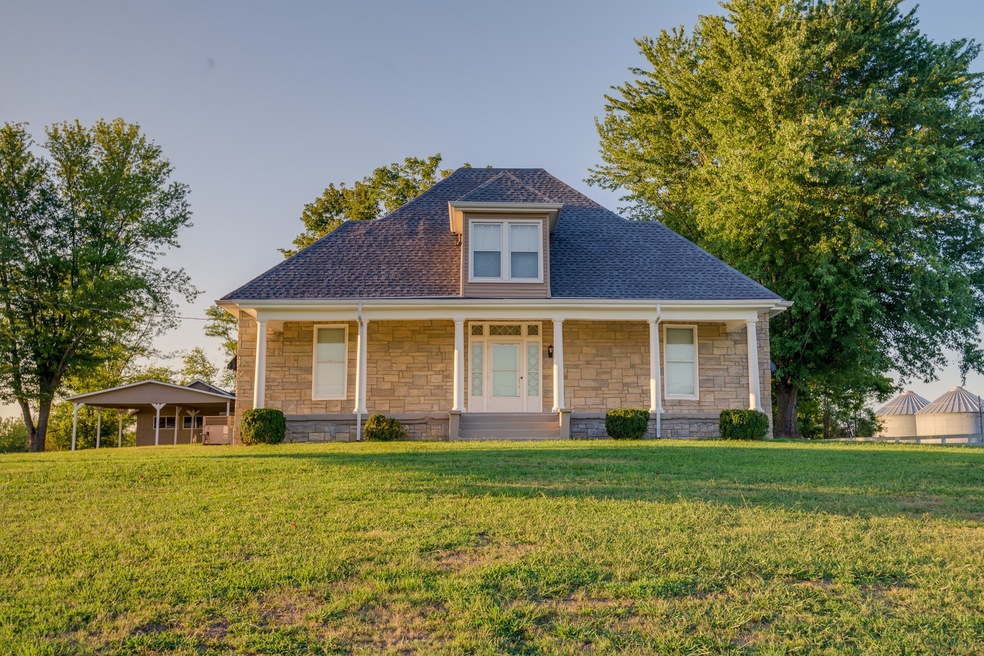 1146 Highway 64 W, Shelbyville, TN 37160 - photo 1