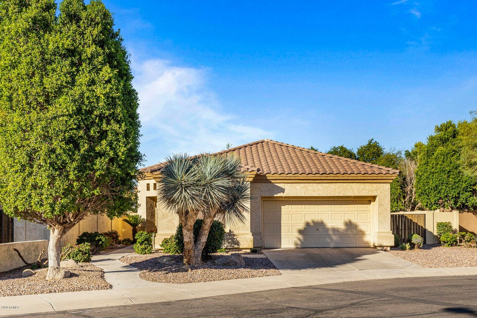 001-820 W Oriole Way001