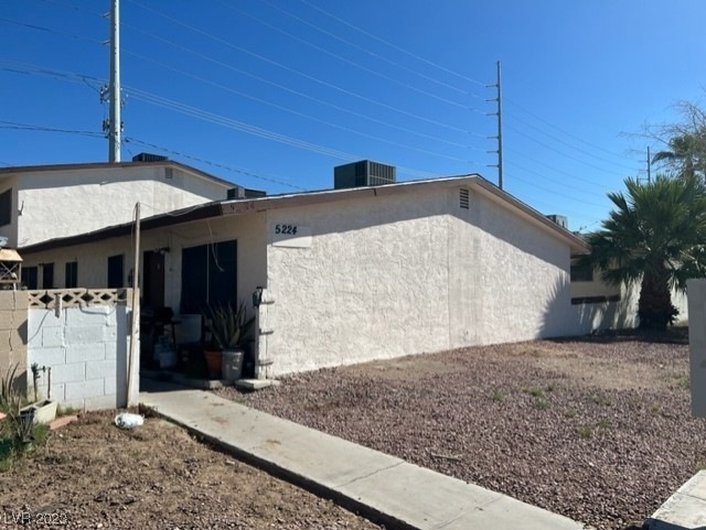 Exterior of 4 Plex