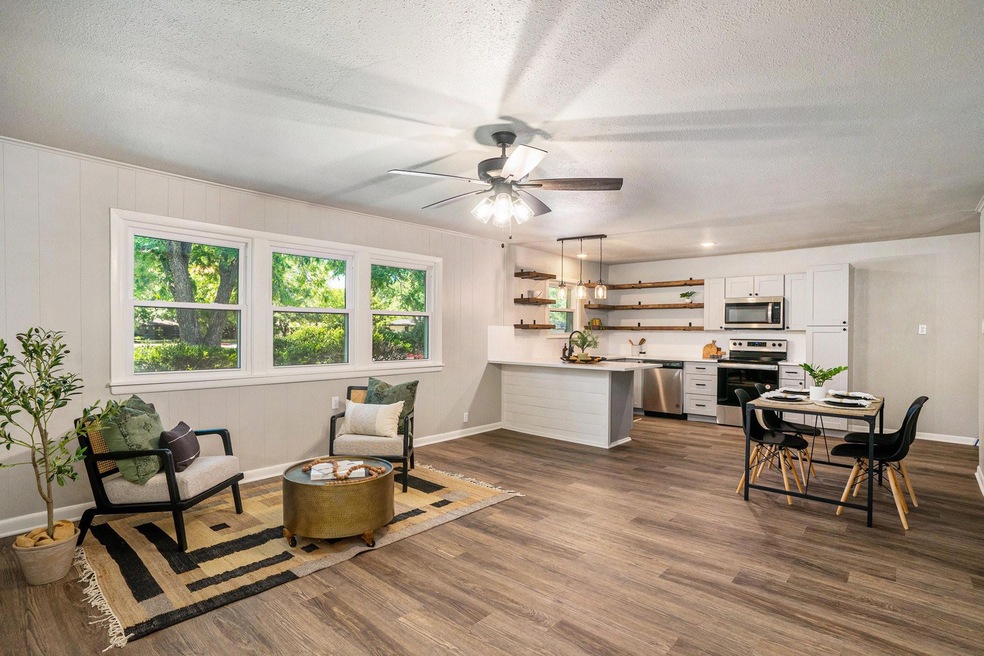 1210 Loma Alta Place, Cleburne, TX 76033 - photo 1