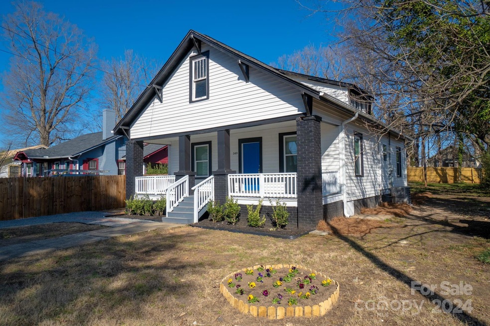 549 Monroe St, Statesville, NC 28677 - photo 1
