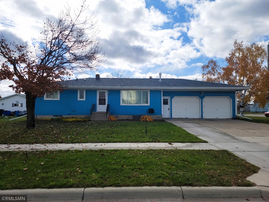 320 Main St E, Eagle Bend, MN 56446 - photo 1